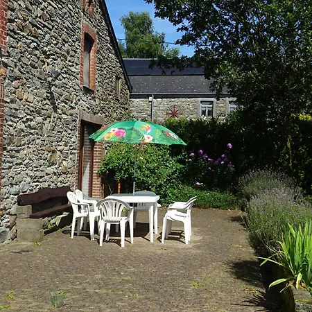 Сasa de vacaciones Les Lhommalinnes